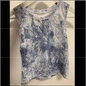 Lululemon Train to Be tank